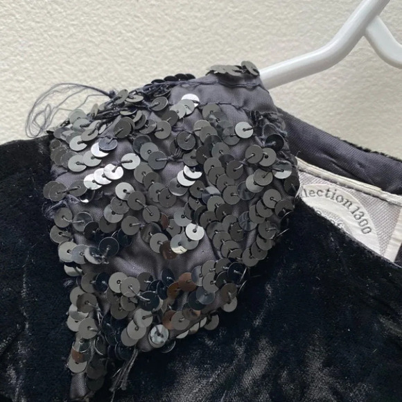 Vintage - 1980s Velvet Holt Renfrew Dress - Picture 2 of 4